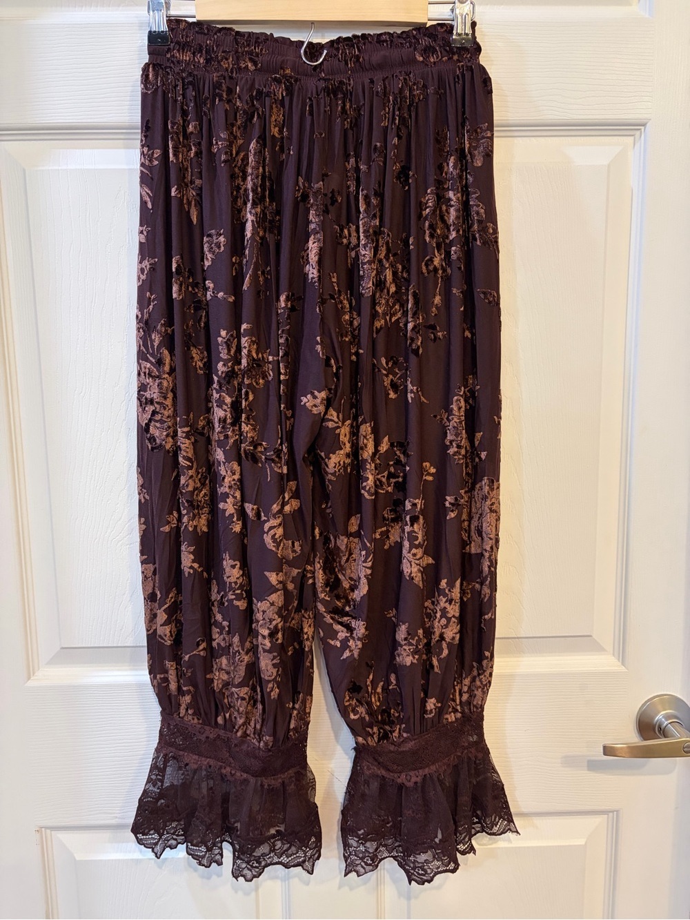 Lantern Pants - Lace Floral Flocked Elastic Waist Coffee NEW WITH TAGS - Picture 8 of 14